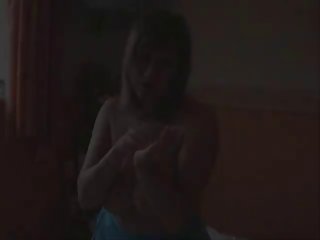 Девушка уже явно очень взволнована и ждет момента, когда лучшее порно 2018 они начнут трахаться, но ей не пришлось долго ждать, через пару секунд молодой чувак сзади работал ей