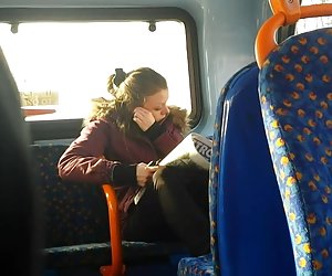 Сначала малышка лучшее бразильское порно сделала массаж, а потом она начала соблазнять малыша