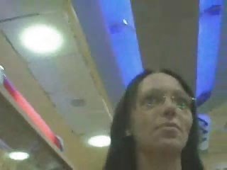 Студентка Валя с лучшее американское порно большой грудью сосет друга