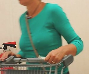 Младенец сосет просто смотреть бесплатно крутое порно божественно, поэтому ее джентльмен может немного расслабиться и развлечься, пока похотливая девочка сосет и сосет сверху своего сильного конца