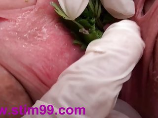 Офисную шлюху трахнули на рабочий лучшее попно стол